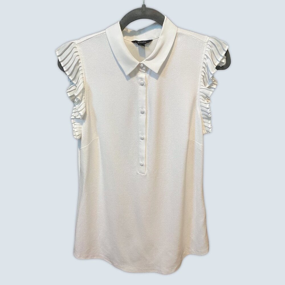 RW & CO Ruffled Pearl White Blouse Sz M